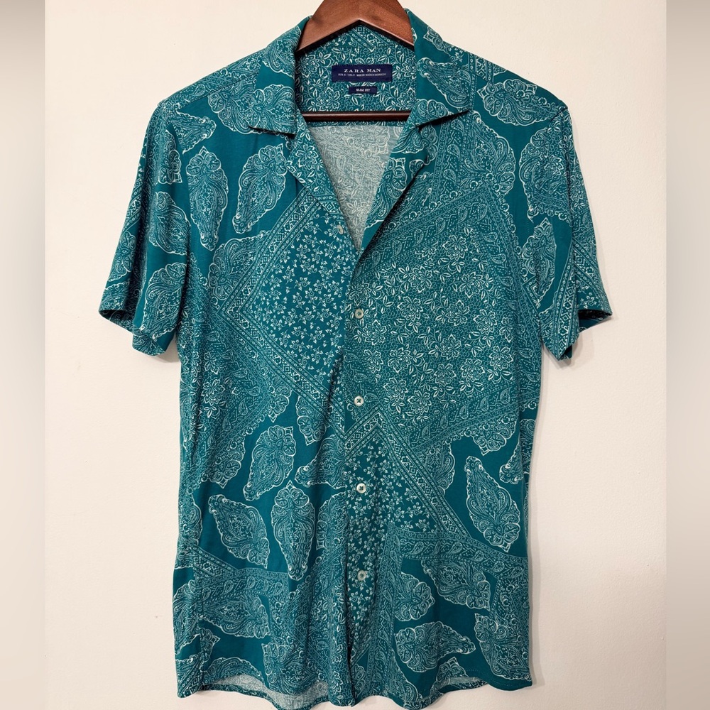 Zara Green Short Sleeves button down